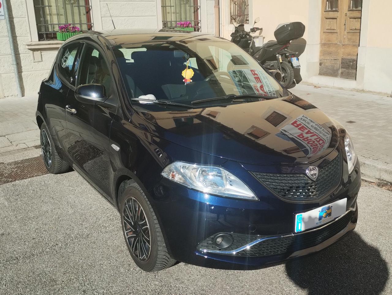 Lancia Ypsilon 1.2 69 CV 5 porte GPL Ecochic Gold