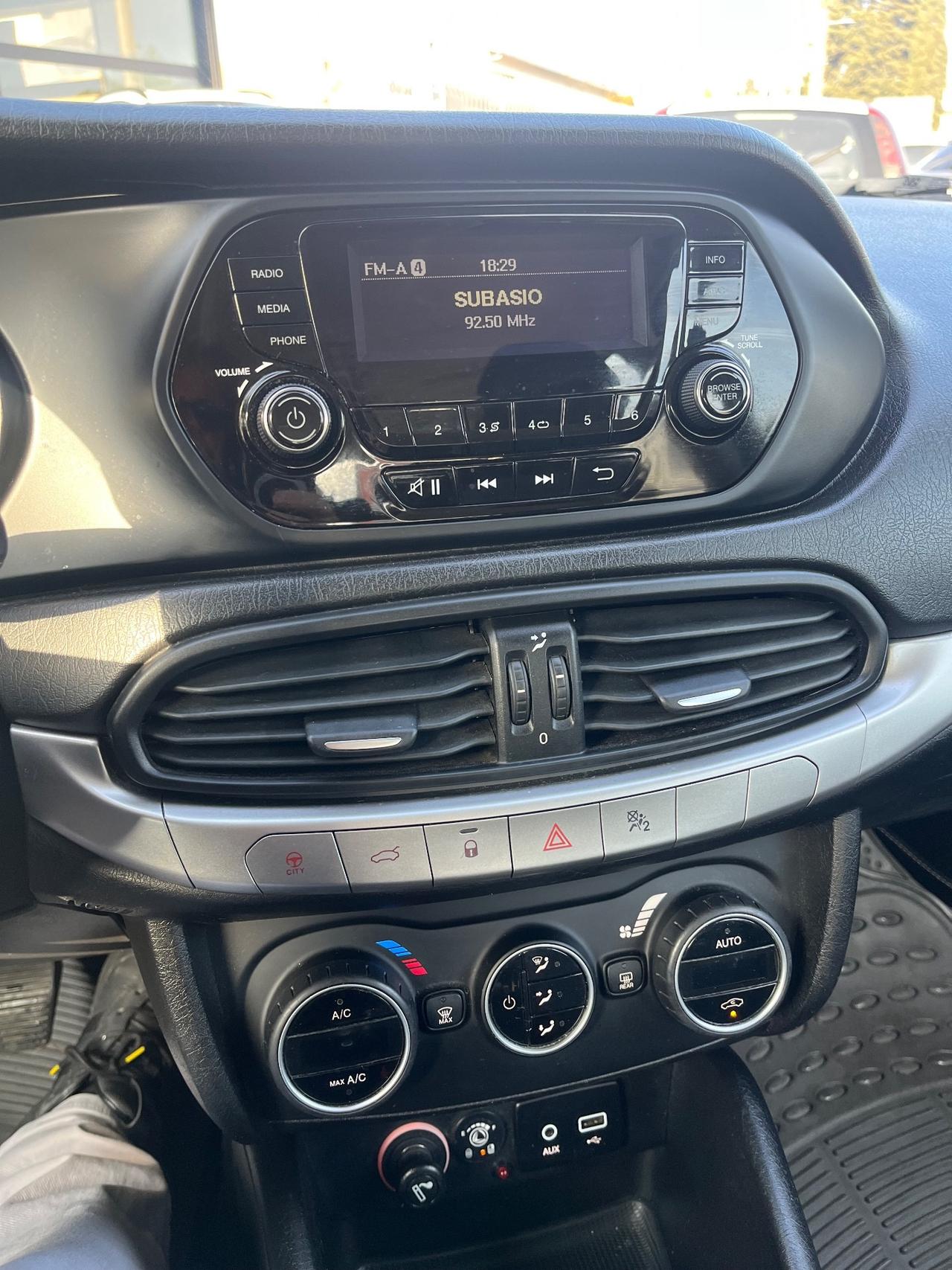 Fiat Tipo 1.4 4 porte Opening Edition gpl