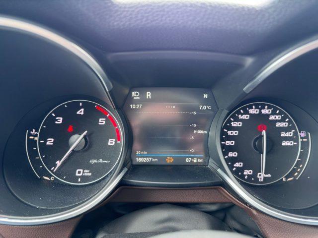 ALFA ROMEO Stelvio 2.2 Turbodiesel perla 210 CV AT8 Q4 Super 4x4 4WD