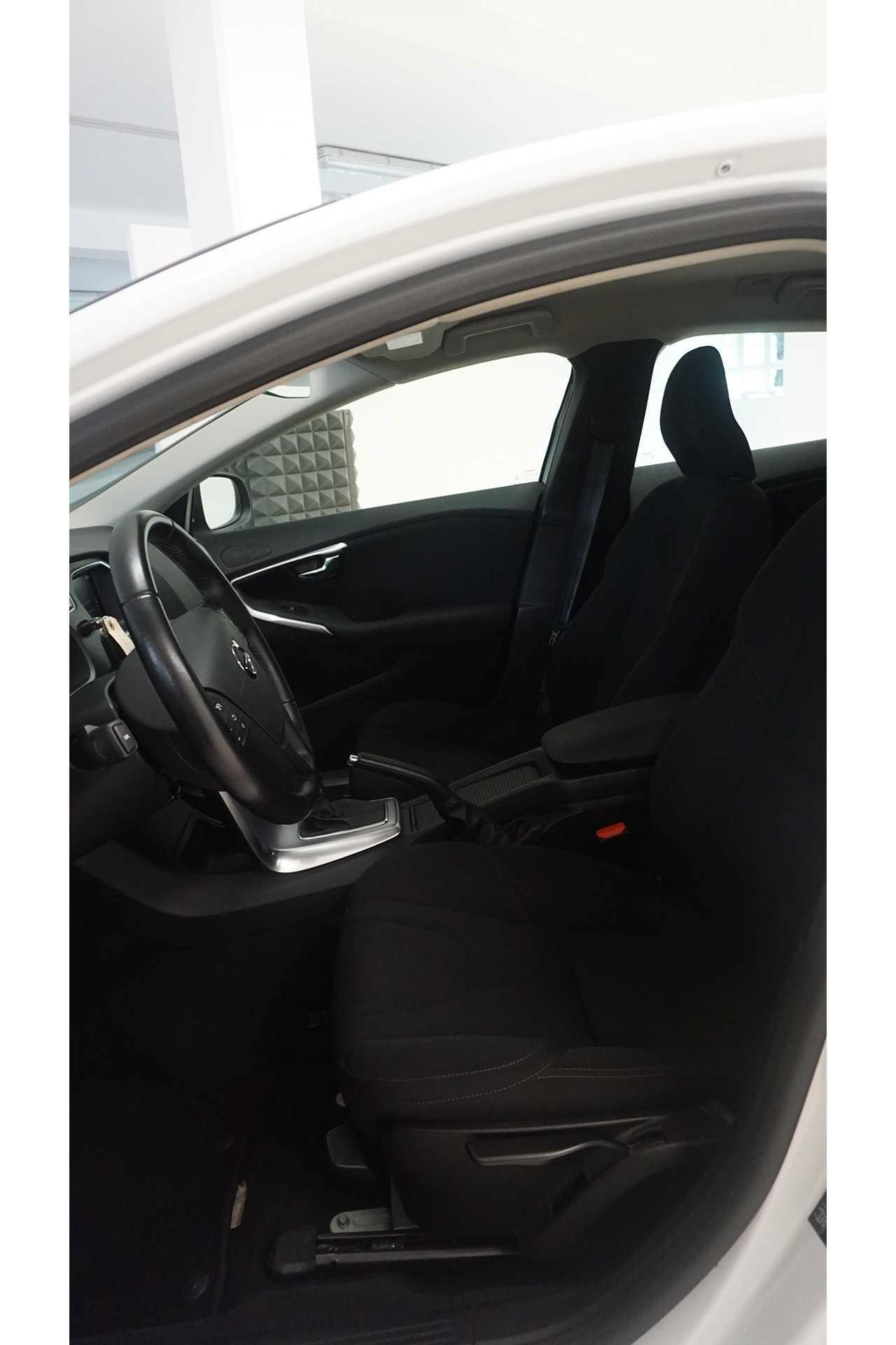 Volvo V40 D2 Geartronic Business