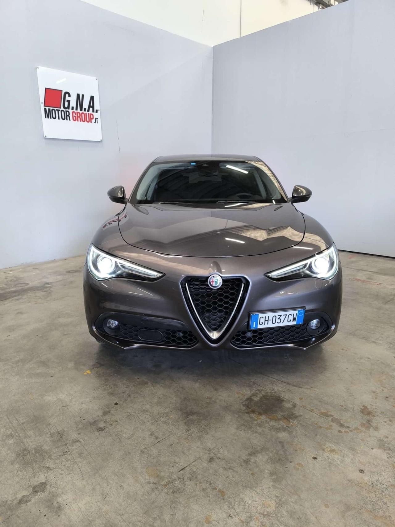 Alfa Romeo Stelvio 2.2 Turbodiesel 190 CV AT8 Q4 Business