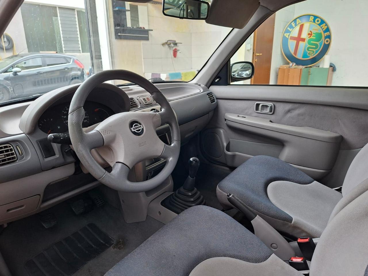 Nissan Micra II 2000 3p 1.0 Luxury