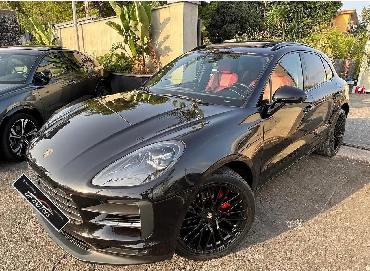 Porsche Macan 2.0- tetto apribile