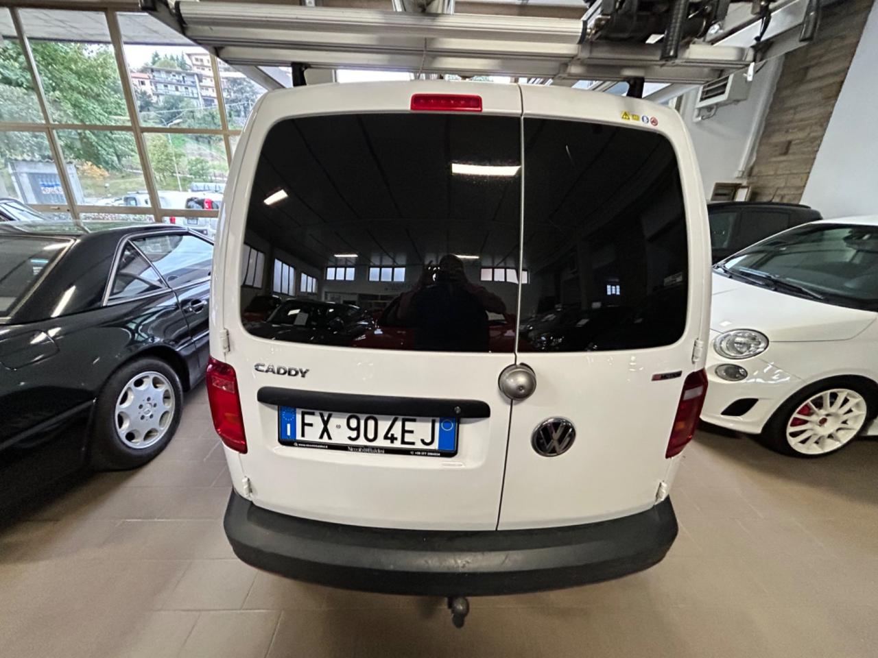 Volkswagen Caddy 4Motion 2.0 TDI 122 CV Gancio traino