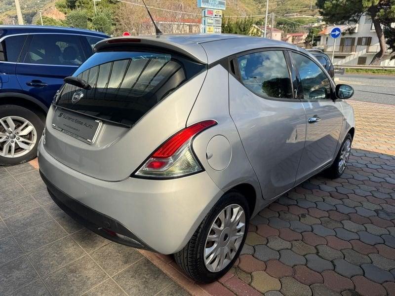 Lancia Ypsilon Ypsilon 1.2 69 CV 5 porte Elefantino