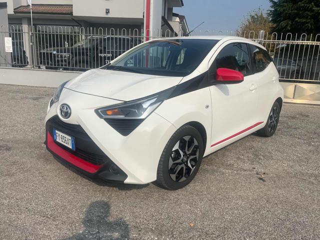 TOYOTA Aygo Connect 1.0