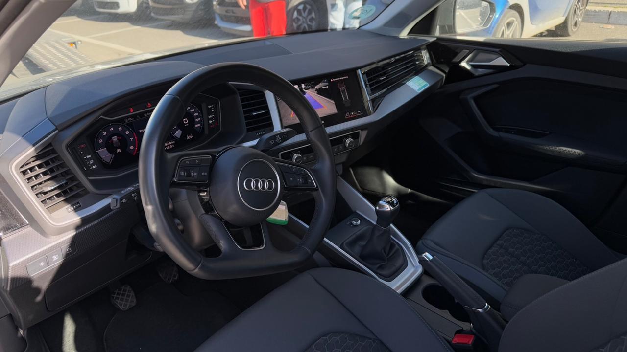 Audi A1 SPB 30 TFSI S tronic Identity Black led navi car play cockpit pdc cerchi 17 clima automatico