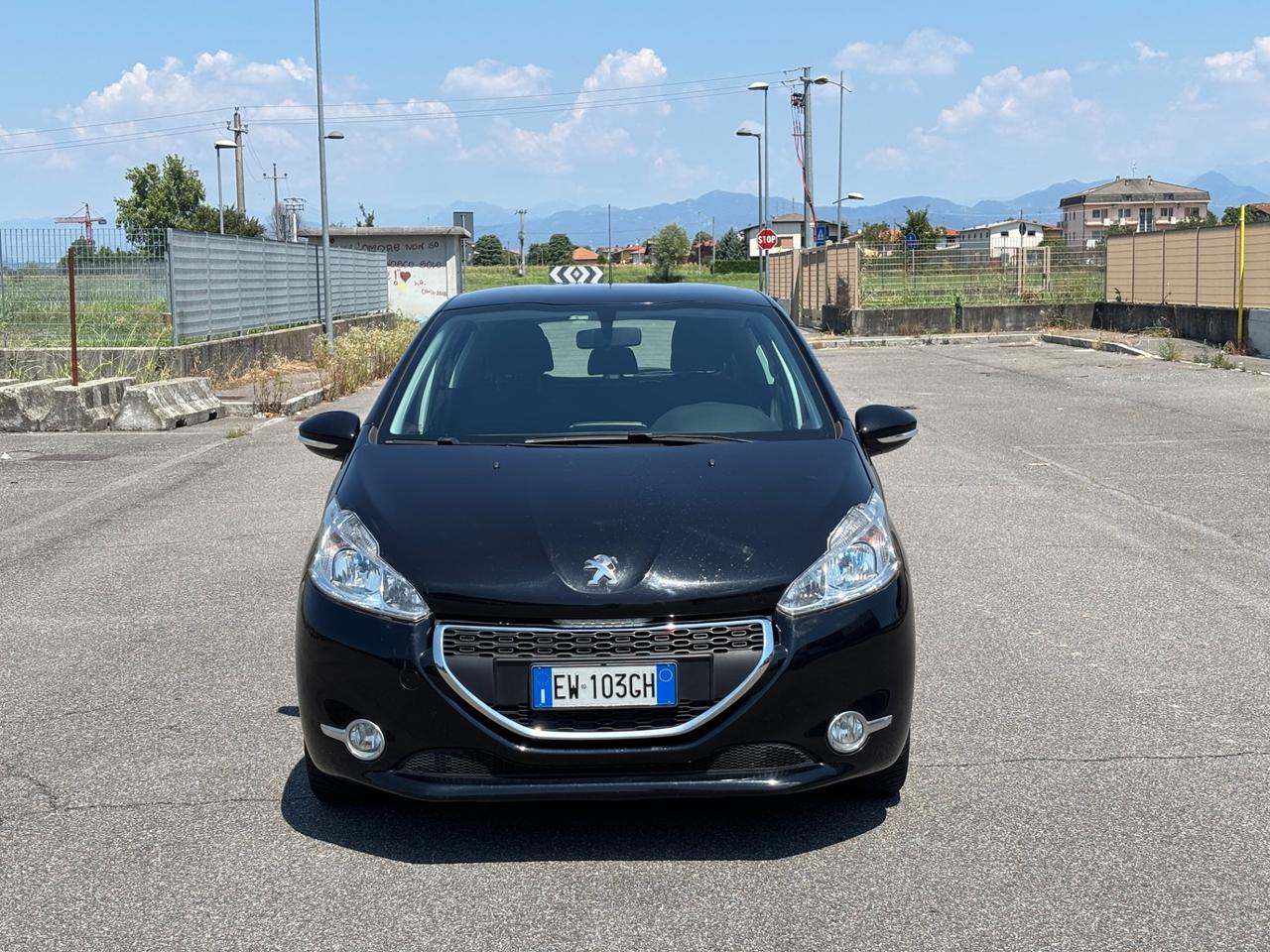 Peugeot 208 1.2 82CV, GARANZIA