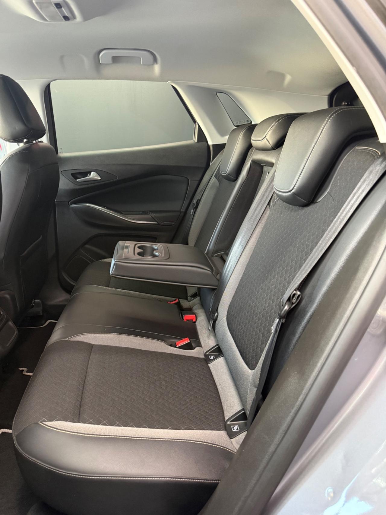 Opel Grandland X 1.6 Diesel 120 cv LAUNCH EDITION