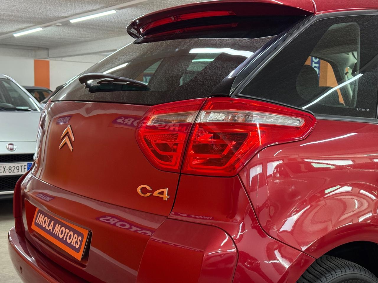 Citroen C4 Picasso 1.8 Elegance GPL