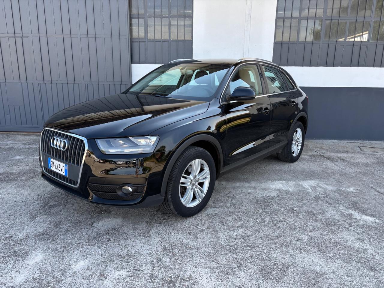 Audi Q3 2.0 TDI 140cv. Garanzia . Neopatentati