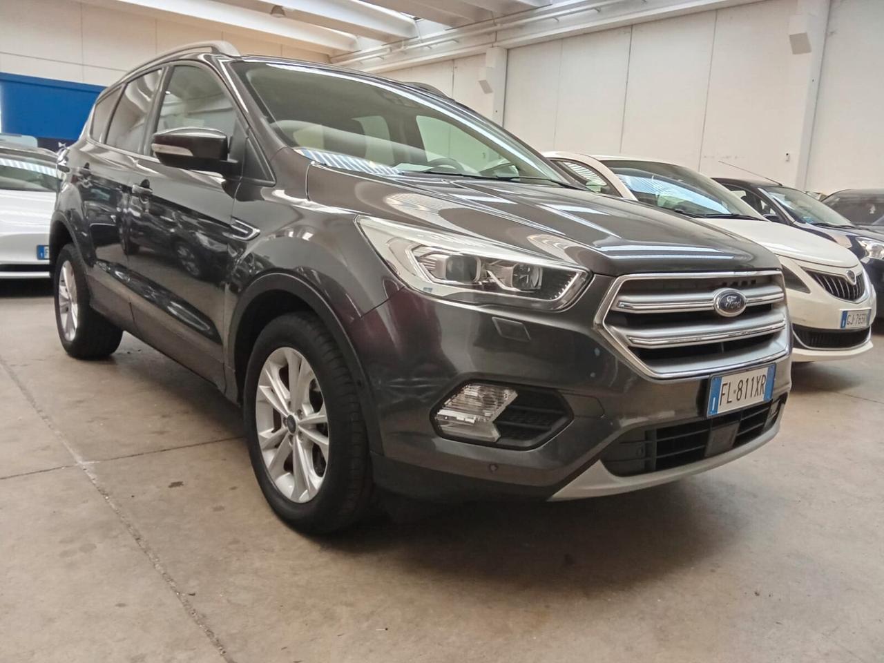 Ford Kuga 1.5 TDCI 120 CV S&S 2WD Powershift Titanium