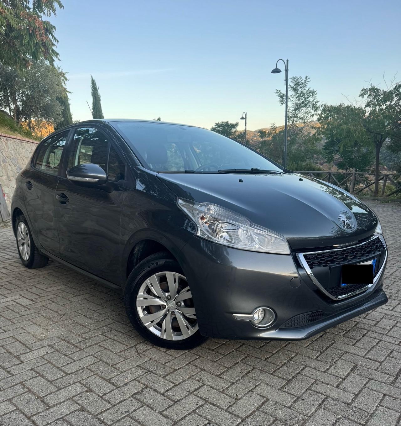 Peugeot 208 1.2 Benzina 82Cv PureTech 2013