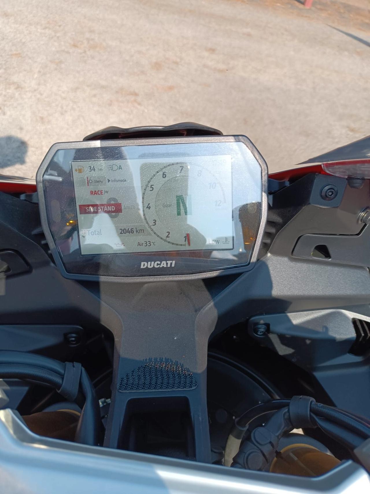 Ducati Panigale V2 S