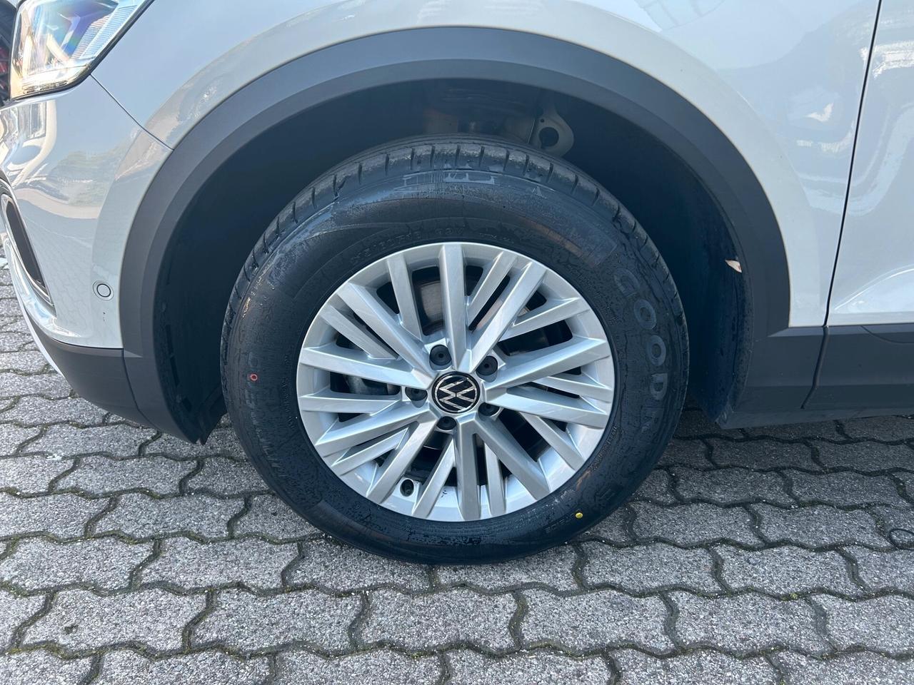 Volkswagen T-Roc 1.0 tsi Life 110cv NEOPATENTATI OK!!!