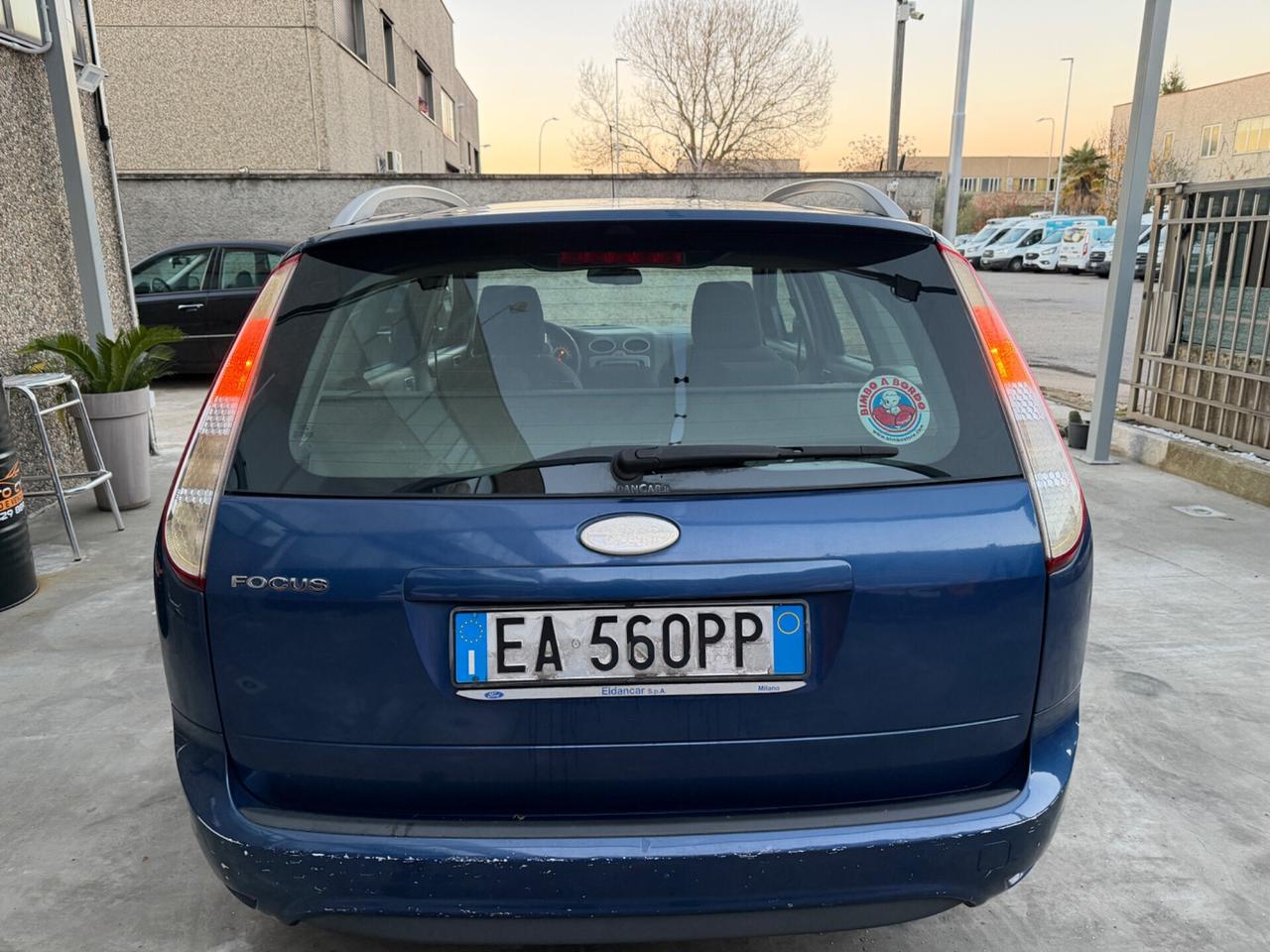Ford Focus 1.6 benzina EURO5A NEOPATENTATI-FAMIGLIARE