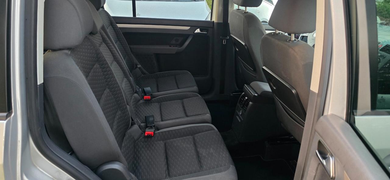 Volkswagen Touran 1.6 Trendline Bifuel G