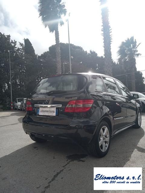 MERCEDES - Classe B - 180 CDI Sport