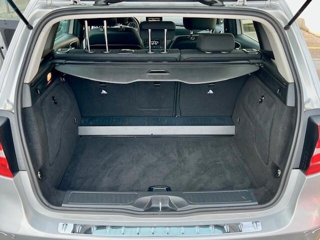 Mercedes-Benz B 180 BlueEFFICIENCY 2012