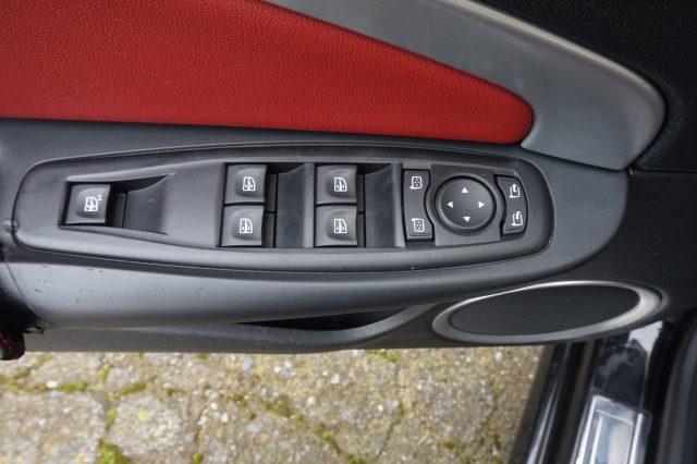 RENAULT Megane Mégane C-C 1.4 16V TCE Luxe