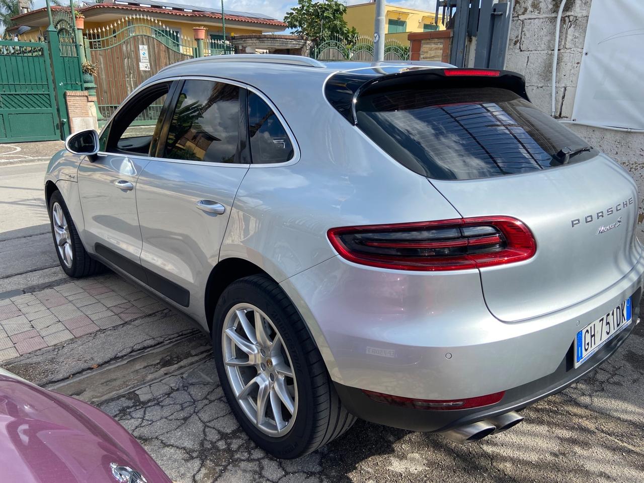 Porsche Macan 3,0diesel 190kw