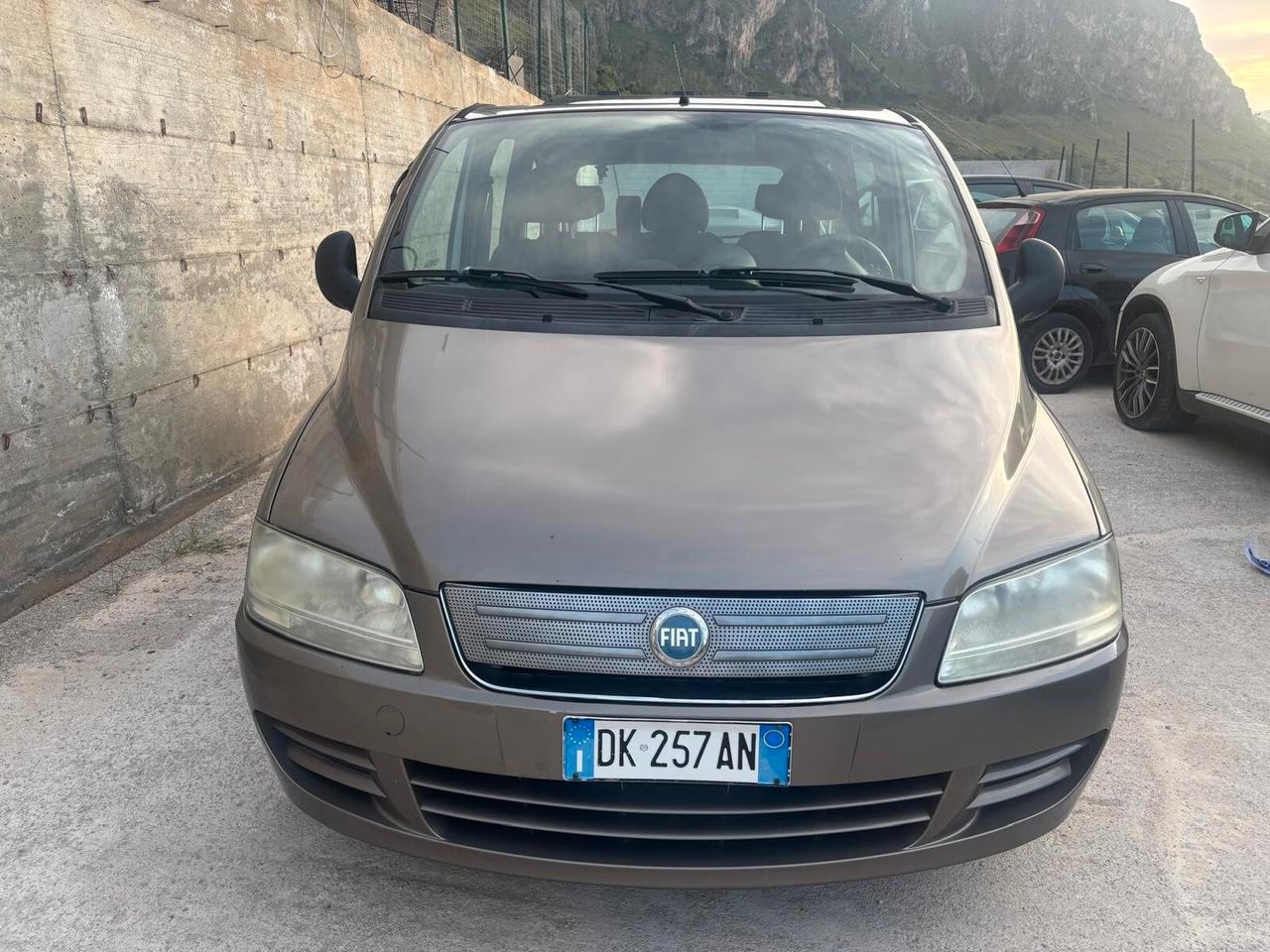 Fiat Multipla 1.9 MJT Emotion