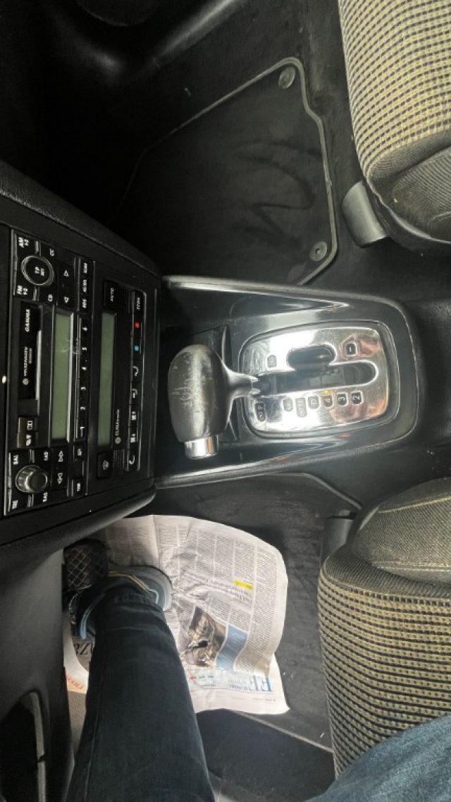 VOLKSWAGEN Golf 1.9 TDI/115 CV cat 5p. AUTOMATICA SI NEOPATENT.