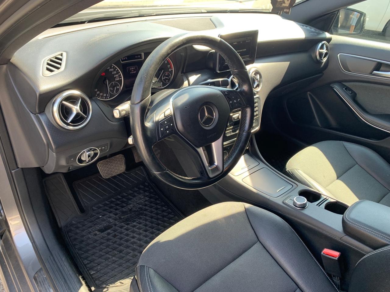 Mercedes-benz A 180 CDI Automatic Dark Night Edition