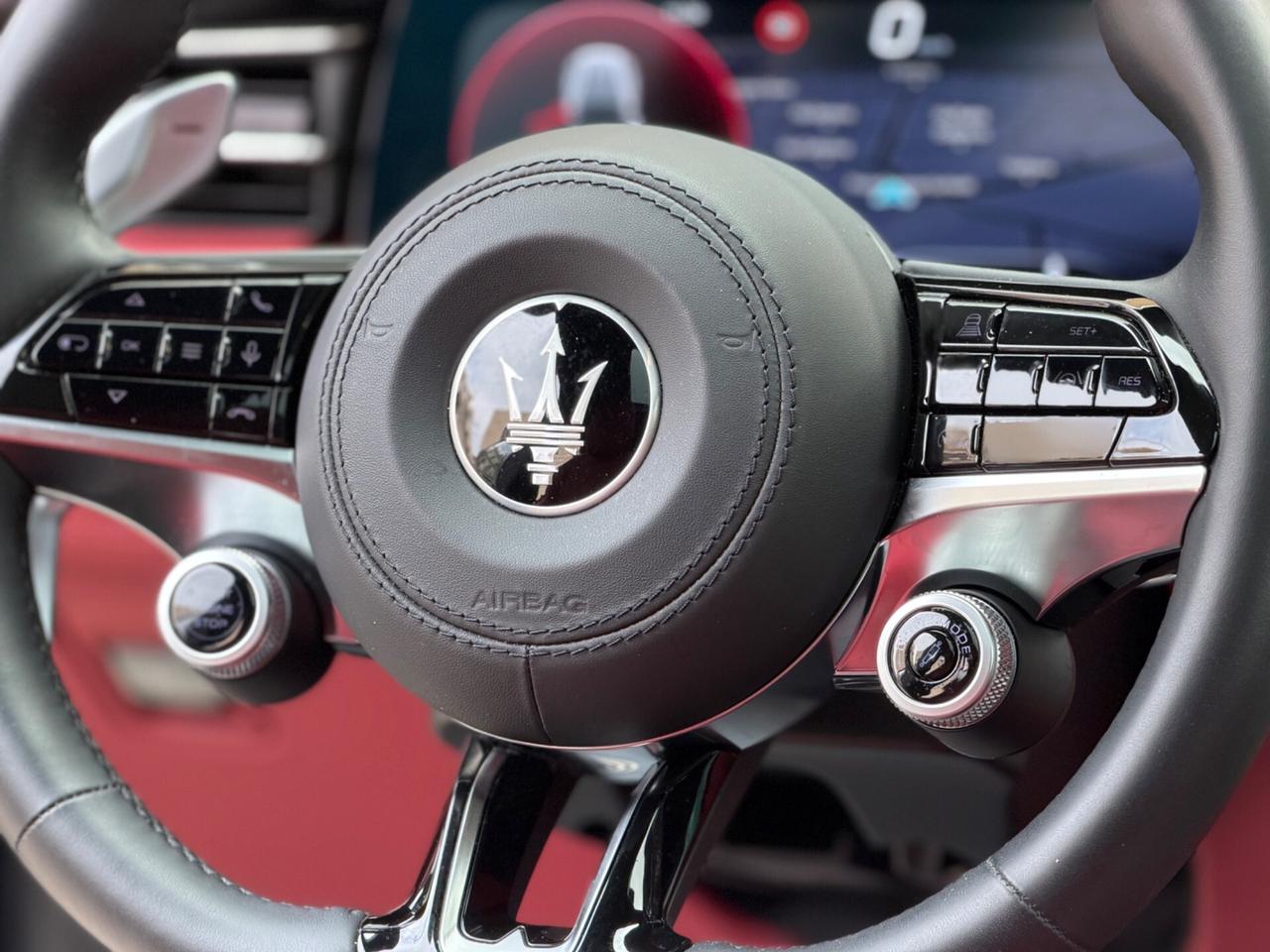 Maserati Grecale 2.0 MHEV 330 CV AWD MODENA TETTO LED