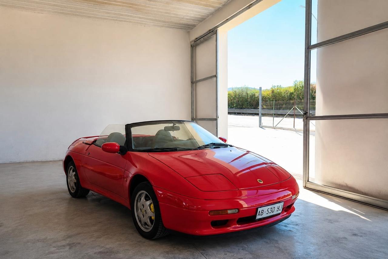 Lotus Elan 1.6i turbo 16V cat SE