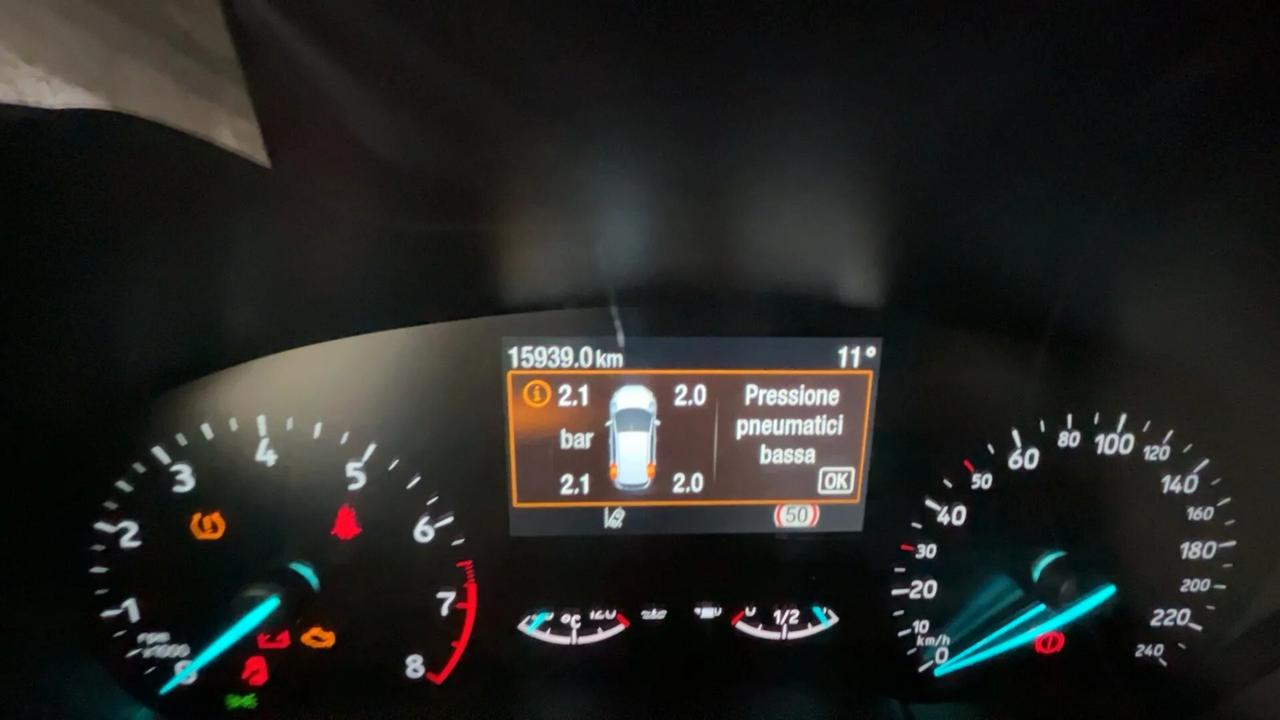 Ford Focus 1.0 EcoBoost Hybrid 125 CV SW ST-Line