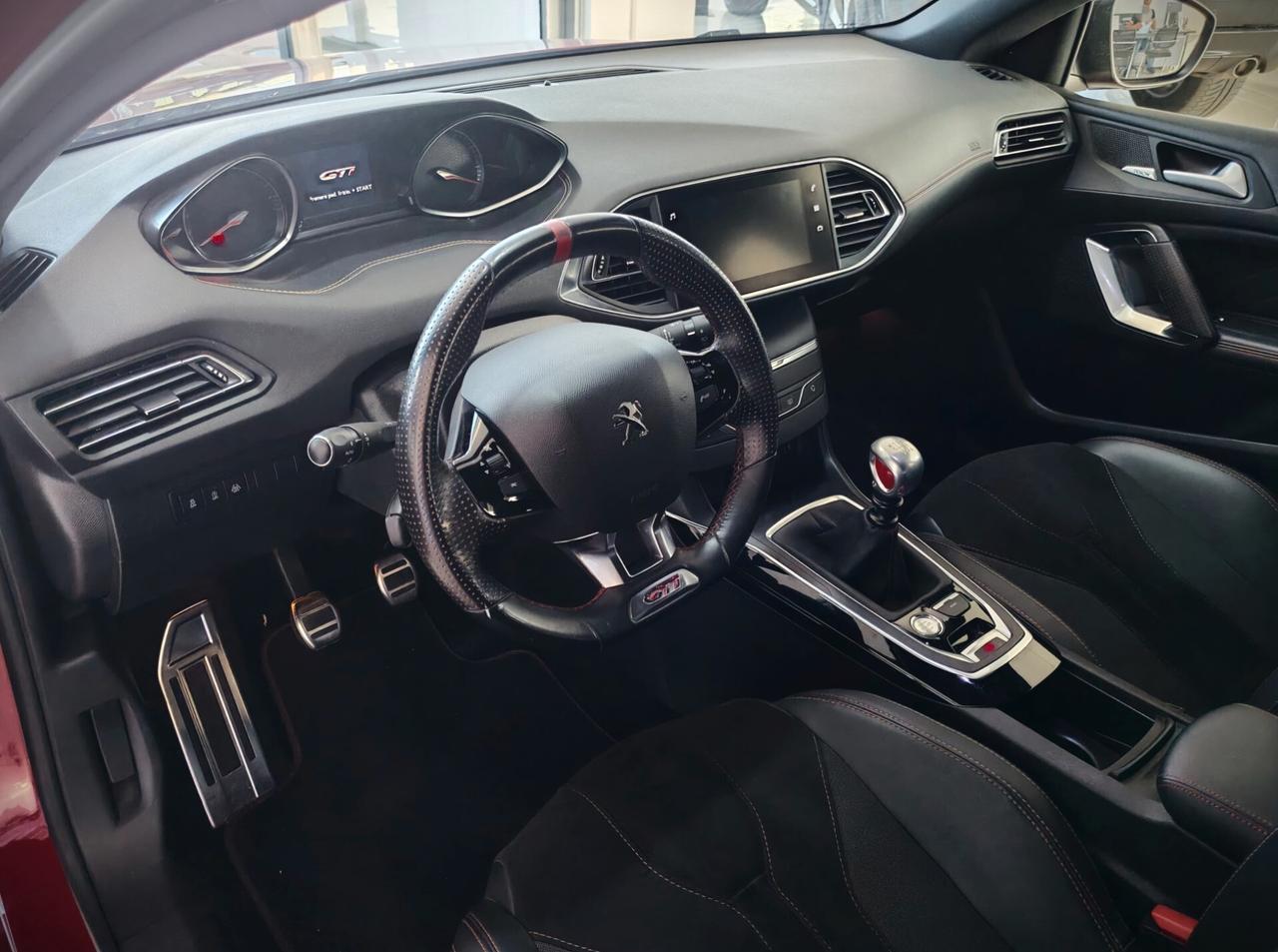 Peugeot 308 GTi 262 cv by Peugeot Sport 2019
