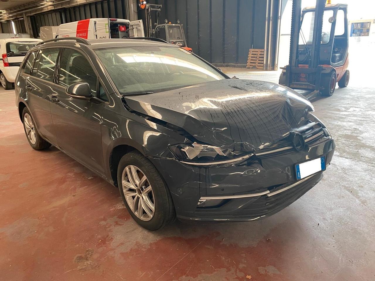 Volkswagen Golf Variant 1.6 tdi 115cv START INCIDENTATA