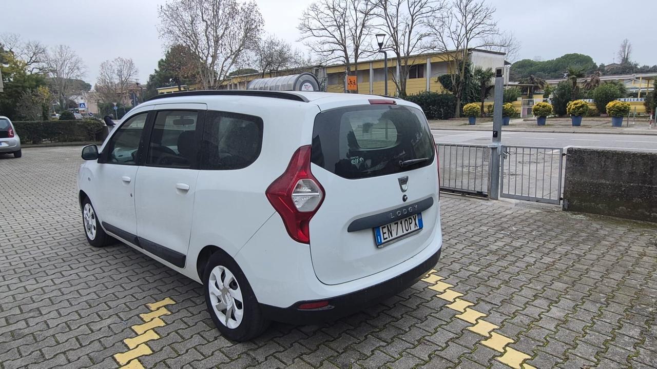 Dacia Lodgy 1.6 8V 85CV 5 posti Metano Garanzia 12 mesi