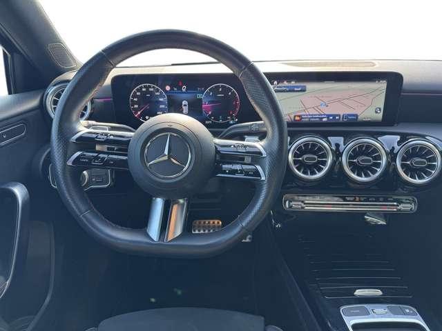 Mercedes-Benz A 180 A 180 d AMG Line Premium auto