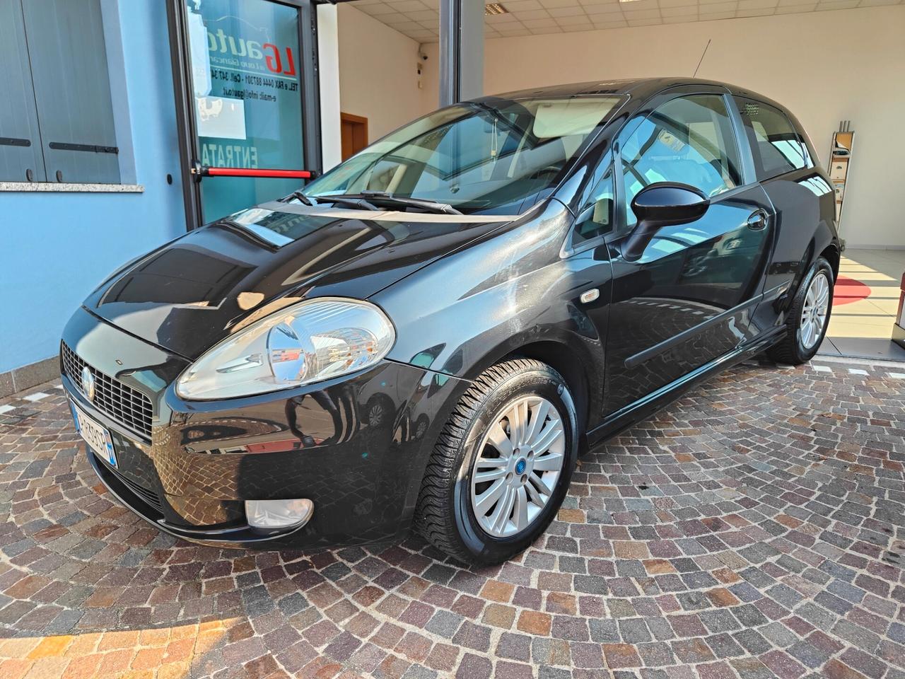 Fiat Grande Punto 1.4 3PT. SPORT OK Neo Patentati