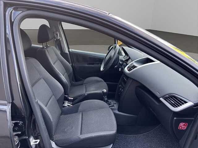 Peugeot 207 1.4 HDi 70CV FAP 5p. X Line