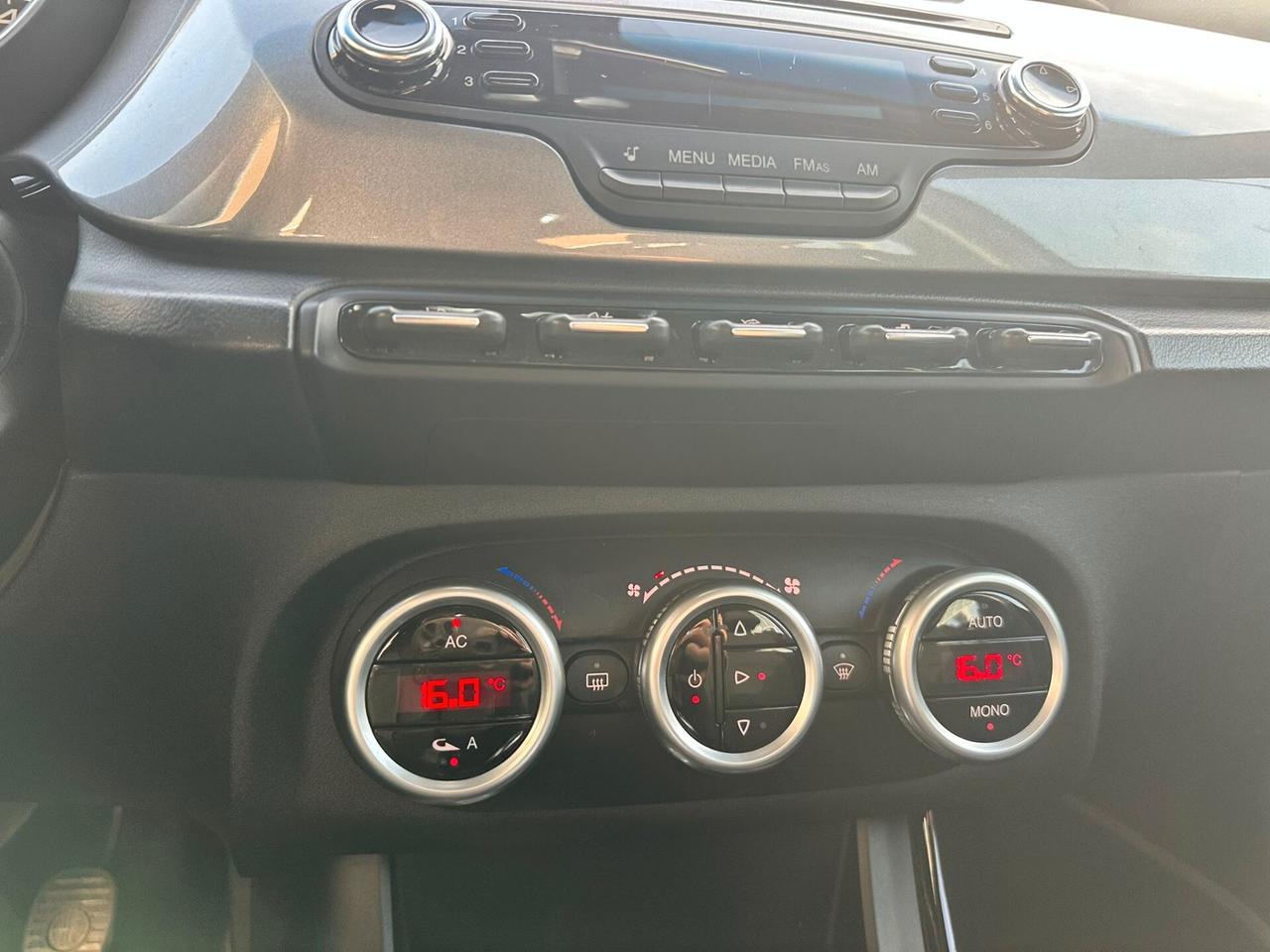 Alfa Romeo Giulietta 2.0 JTDm-2 140 CV Distinctive