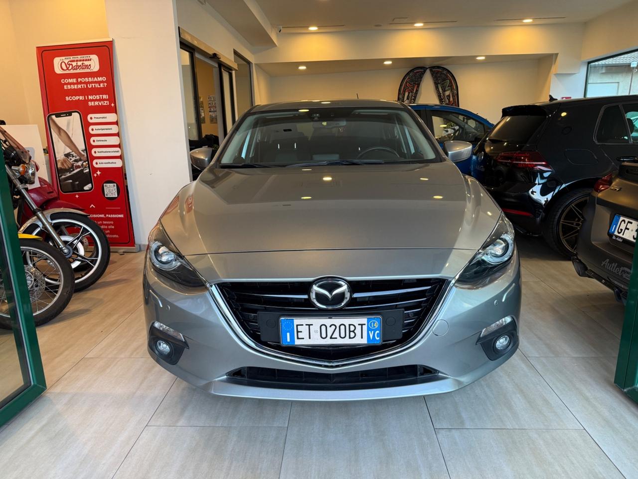 Mazda 3 Mazda3 1.5 Skyactiv-G Essence