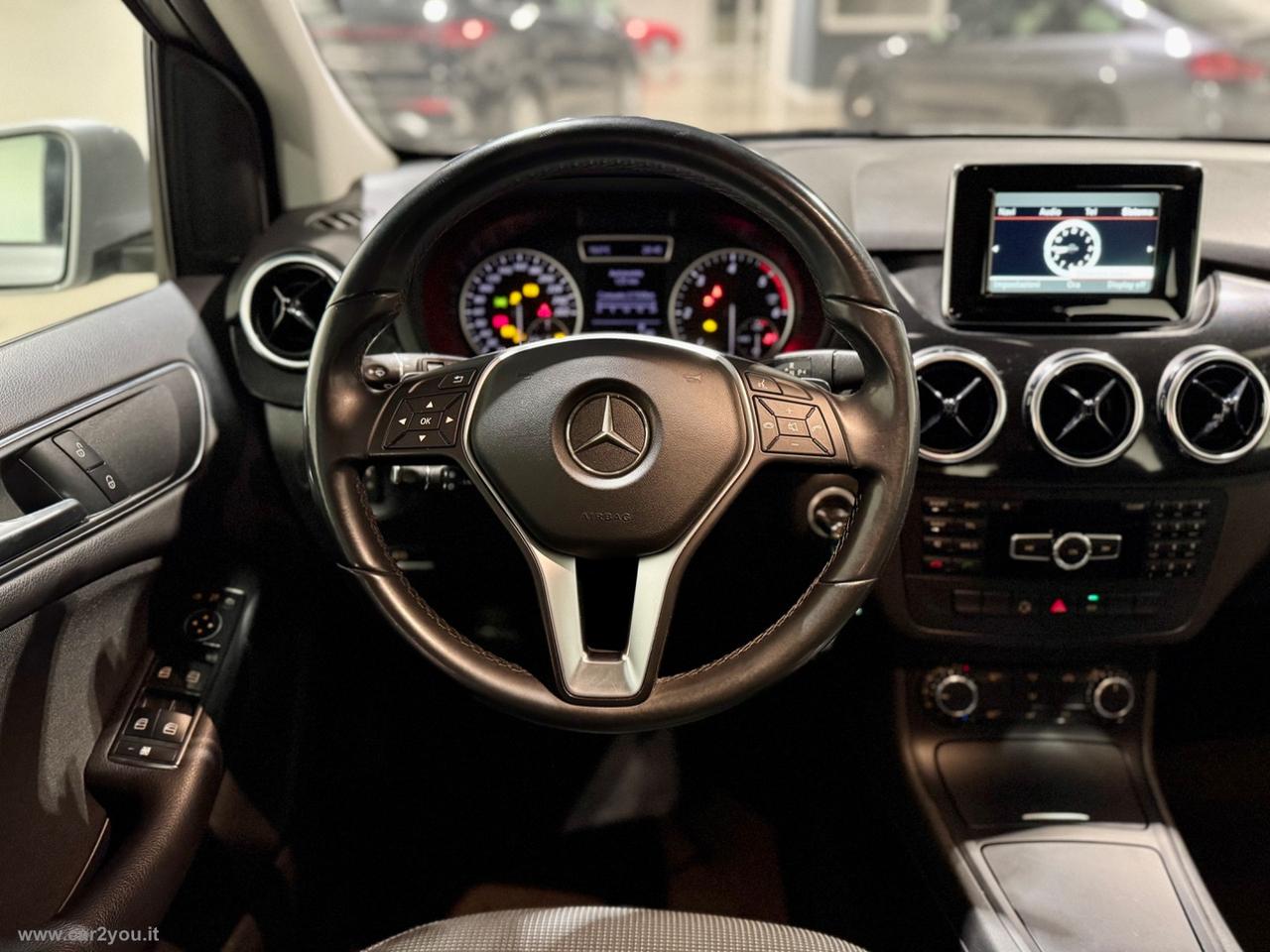 MERCEDES-BENZ B 180 CDI Automatic Executive