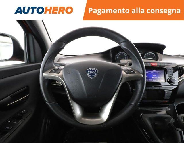 LANCIA Ypsilon 1.2 69 CV 5 porte Platinum