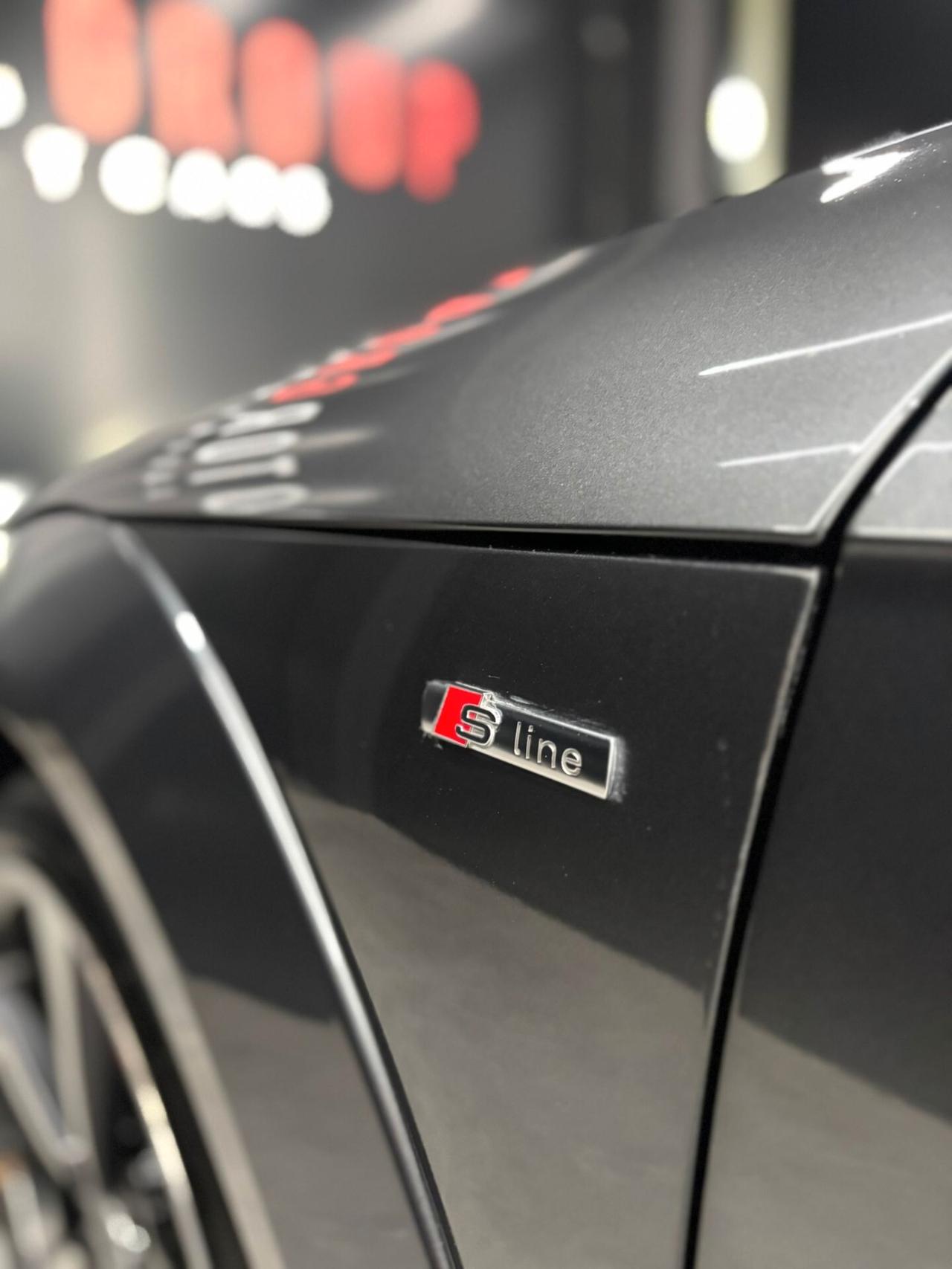 Audi TT Coupé 1.8 TFSI S tronic line 180CV