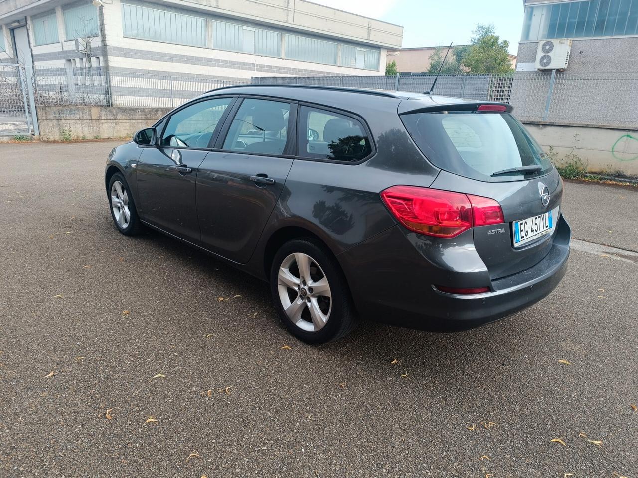 Opel Astra 1.4 benzina SW SOLAMENTE 99.000 KM