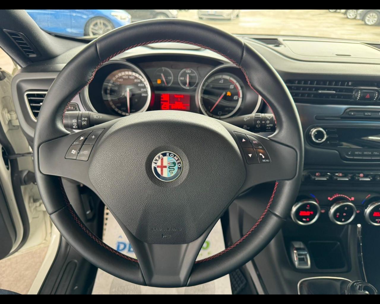 ALFA ROMEO Giulietta 2.0 JTDm Distinctive 140cv