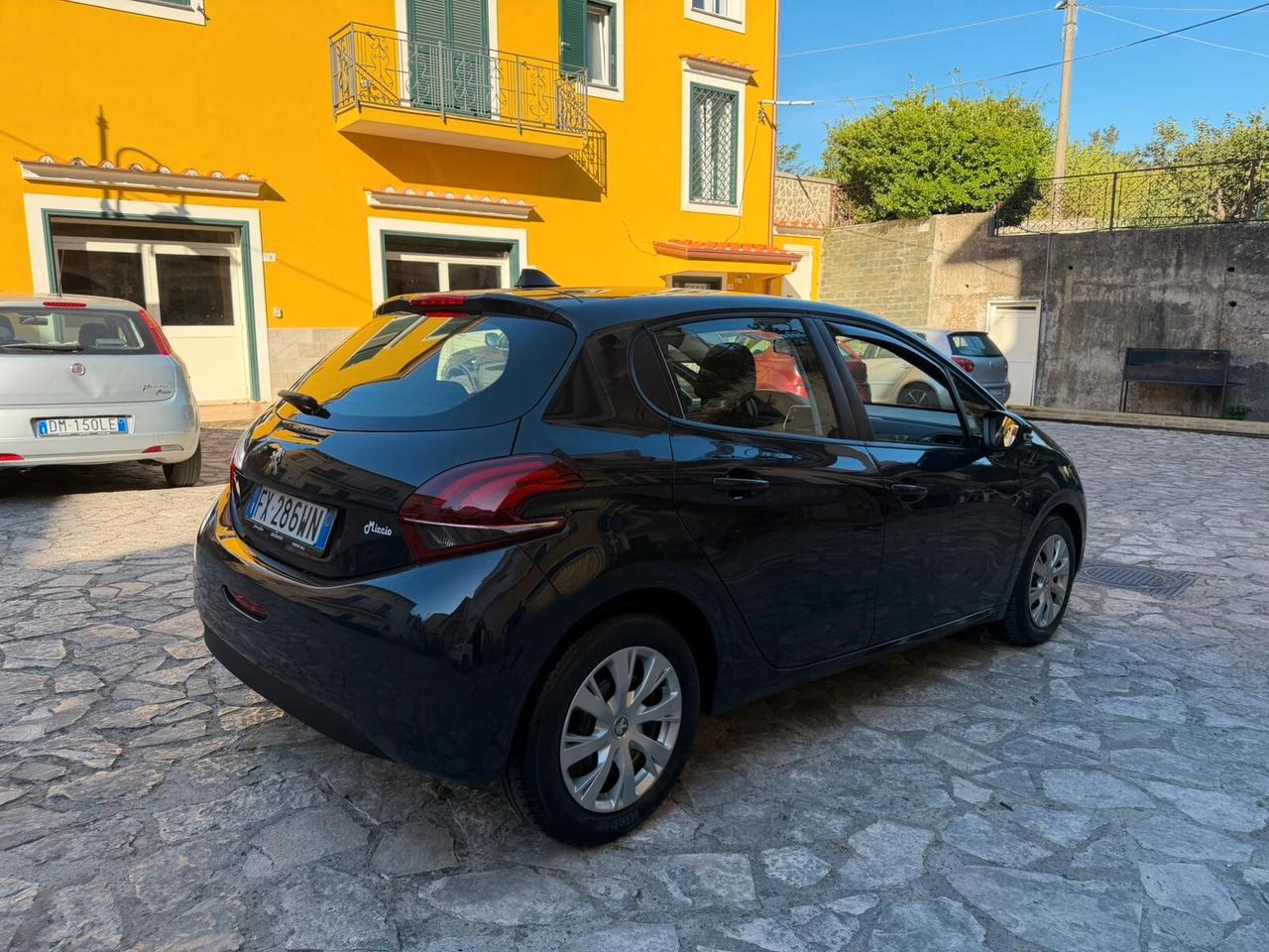 Peugeot 208 5 porte Active solo 50 Mila km