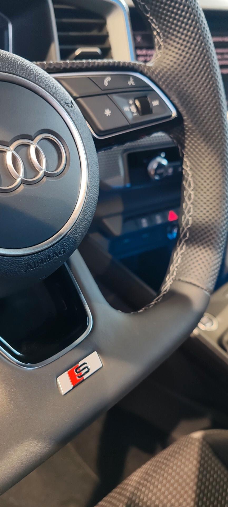 Audi A1 allstreet 30 TFSI Identity Contrast S- Line