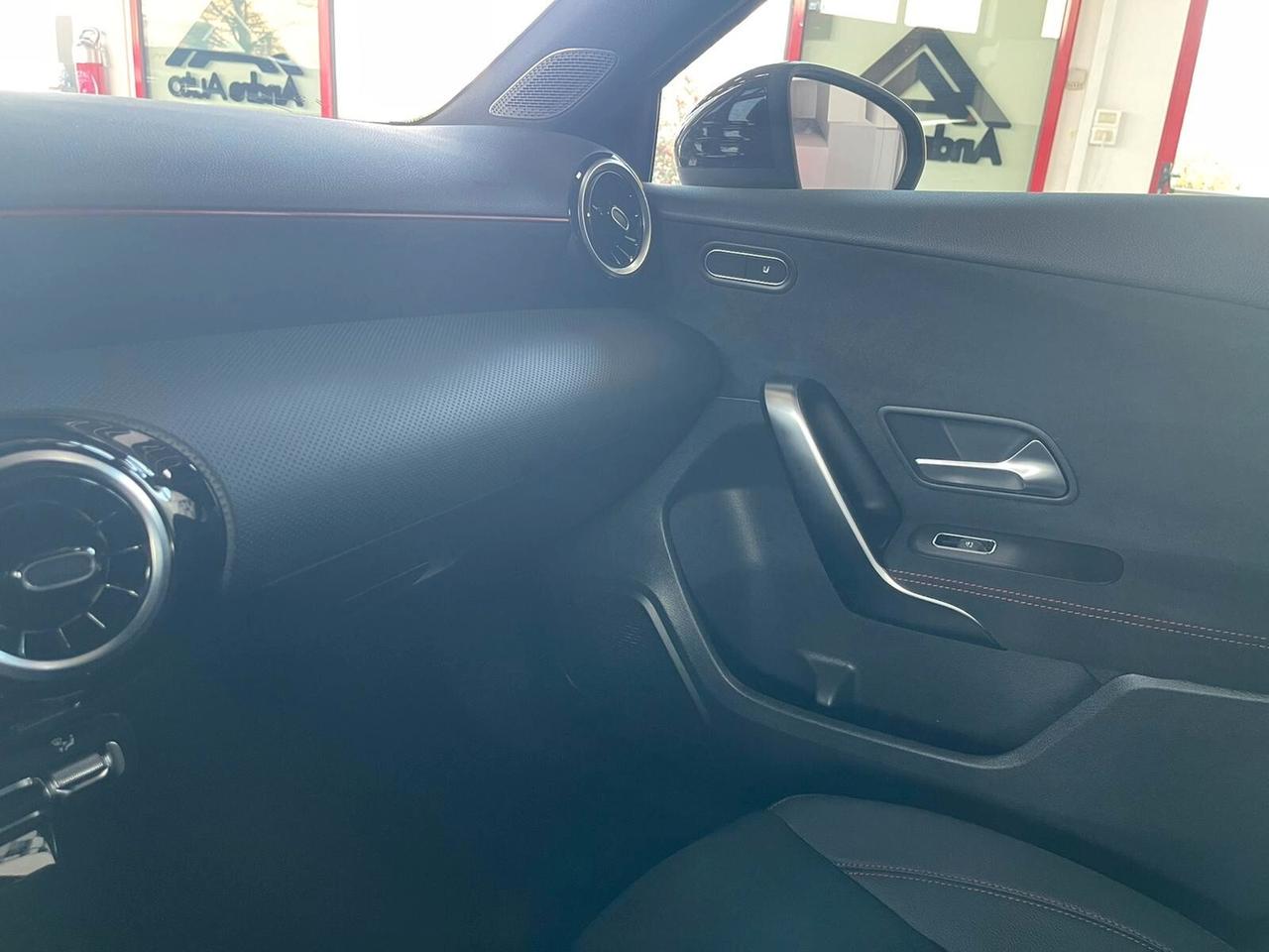Mercedes-benz A 180 d Automatic AMG Line Advanced Plus