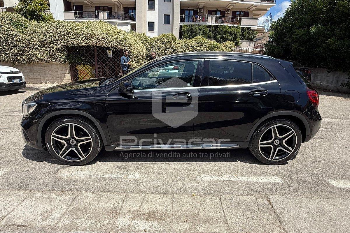 MERCEDES GLA 200 d Automatic Sport