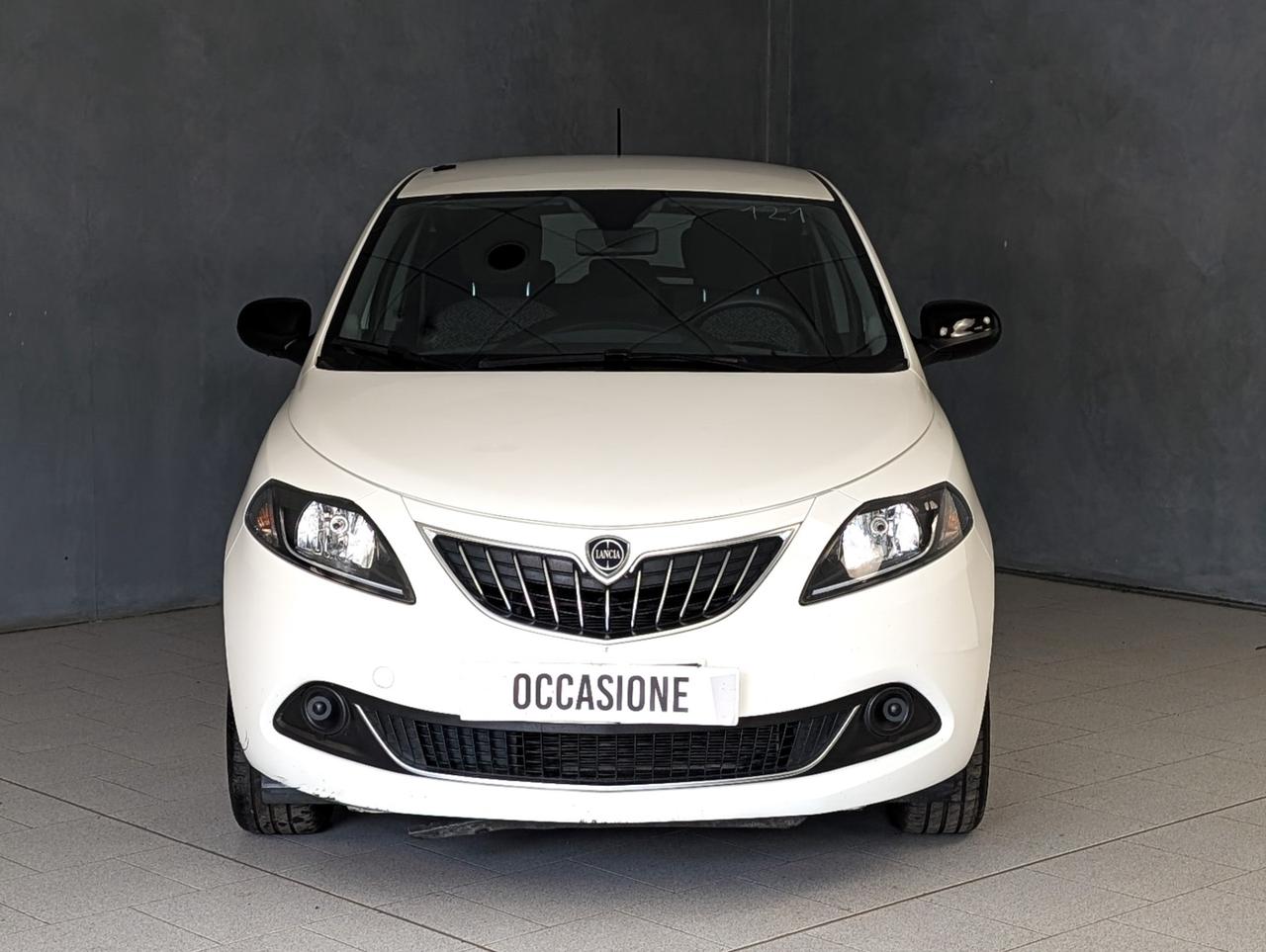 Lancia Ypsilon 1.0 Hybrid 70cv Silver