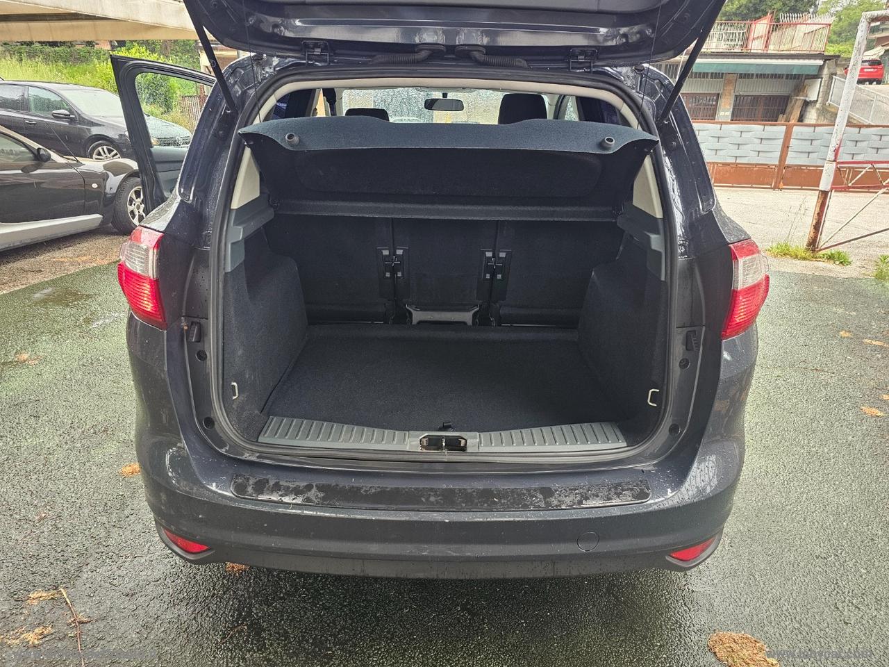 FORD C-Max 1.6 TDCi 115 CV Titanium Business